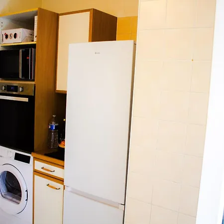 Chamant 3 Of 63 M2 In Apartment