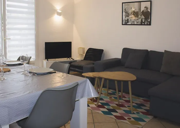 Chamant 3 Of 63 M2 In *